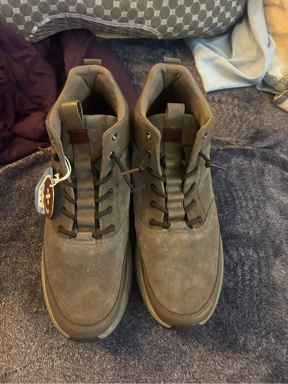 Men's Suede Lace-Up Boots in Olive Green